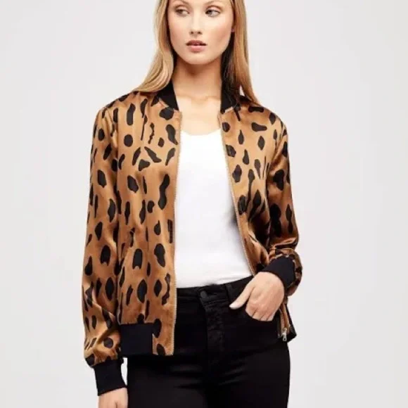 New! L’AGENCE Ollie Cheetah Silk Bomber Jacket Leopard Camel/Black Size Large - Picture 1 of 16